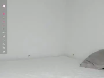 Chaturbate Live Sex Cam of kity_paw