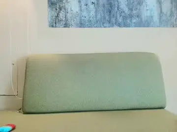 Chaturbate Live Sex Cam of noha_crayg