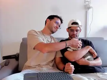 Chaturbate Live Sex Cam of chrisandrew_