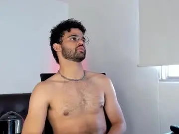 Chaturbate Nude Webcam of chrisandrew_