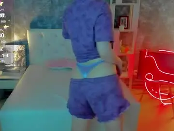 Chaturbate Live Sex Cam of shiny_lisss
