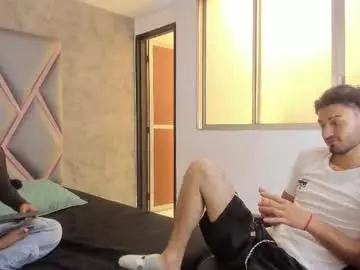 Chaturbate Best live sex cam show of wolf_kitty0