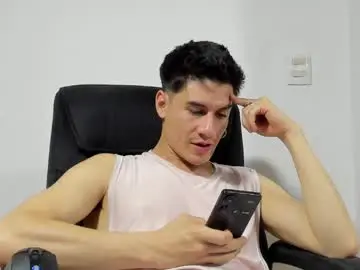 Chaturbate Sex Cam of dominic_radccliffe