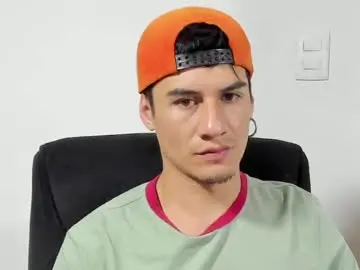 Chaturbate Nude Webcam of dominic_radccliffe