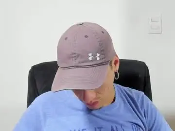 Chaturbate Nude Webcam of dominic_radccliffe