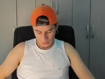 Chaturbate Sex Cam of dominic_radccliffe
