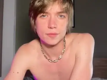 Chaturbate Live Sex Cam of luka_marrant