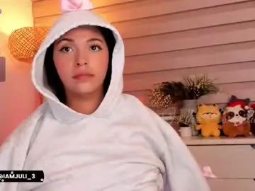 Chaturbate Live Sex Cam of missesmeralda