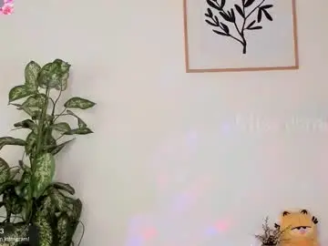 Chaturbate Live Sex Cam of missesmeralda