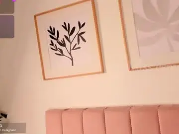 Chaturbate Live Sex Cam of missesmeralda