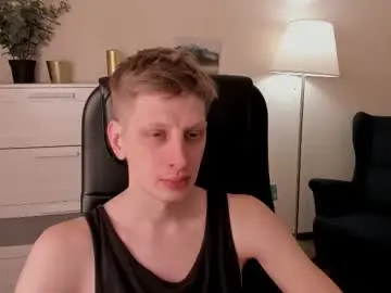 Chaturbate Live Sex Cam of slim_andy