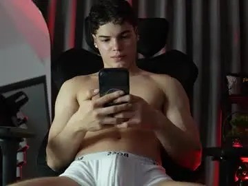 Chaturbate Live Porn of max_cortes1_