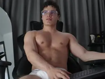 Chaturbate Free Porn Cam of max_cortes1_