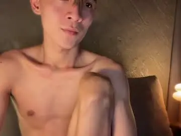 Chaturbate Live Porn of yummyjustine07
