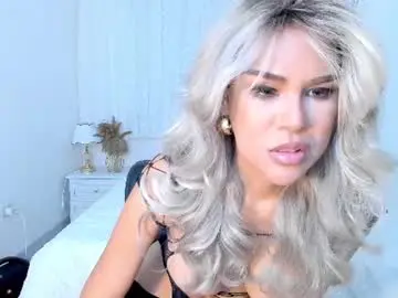 Chaturbate Live Sex Cam of superhotbunny