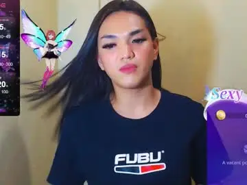 Chaturbate Watch Live Sex Cams of hollywoodbitch