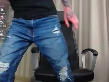 Chaturbate Watch Live Sex Cams of jonahshaw