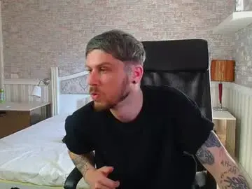 Chaturbate Free Porn Cam of jonahshaw