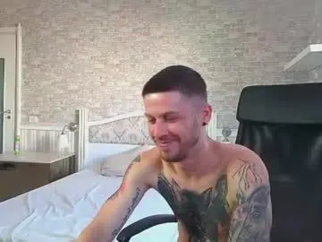 Chaturbate Live Sex Cam of jonahshaw