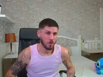 Chaturbate Free Porn Cam of jonahshaw