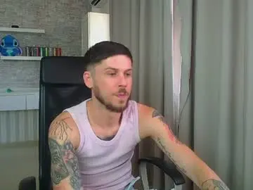 Chaturbate Watch Live Sex Cams of jonahshaw