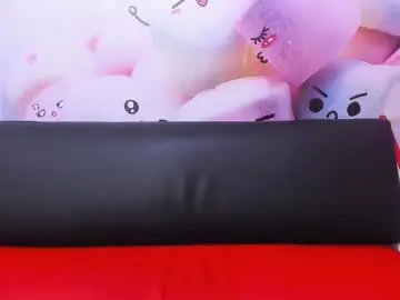 Chaturbate Live Sex Cam of merciless_trio