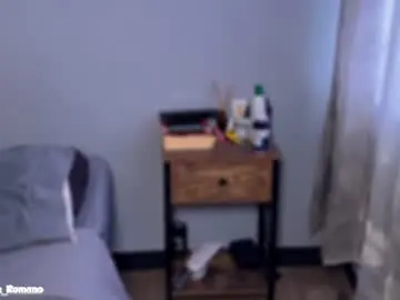 Chaturbate Watch Live Sex Cams of salvatore_romanoo