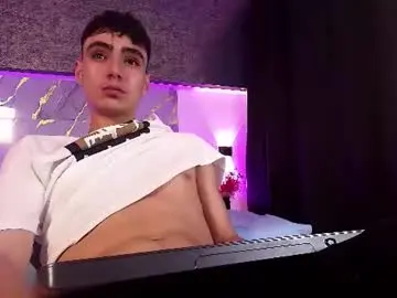 Chaturbate Sex Chat of logan_sky