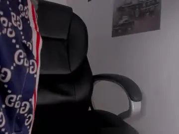 Chaturbate Nude Webcam of shooting_wiilson