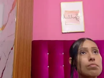 Chaturbate Live Sex Cam of skinnyneighbour_