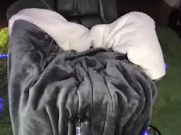 Chaturbate Best live sex cam show of twink_boy98