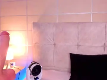 Chaturbate Free Live Porn of sara_mac_