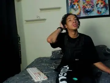 Chaturbate Live Sex Cam of smith_66jr