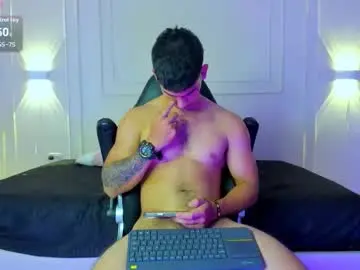 Chaturbate Live Porn of andres_stud