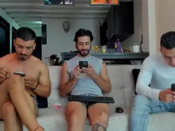 Chaturbate Live Sex of straight__friends