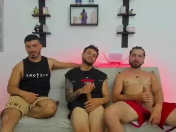 Chaturbate Free Porn Cam of straight__friends