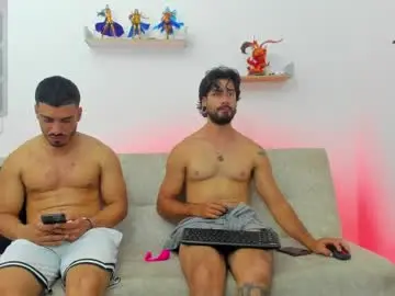 Chaturbate Sex Cam of straight__friends