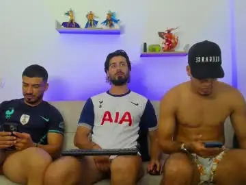 Chaturbate Free Porn Cam of straight__friends