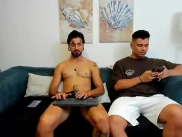 Chaturbate Adult Video Chat of straight__friends