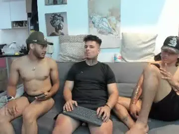 Chaturbate Sex Cam of straight__friends