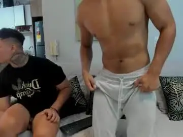 Chaturbate Best live sex cam show of straight__friends