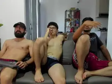 Chaturbate Free Porn Cam of straight__friends