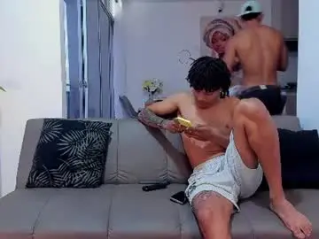 Chaturbate Live Sex of straight__friends