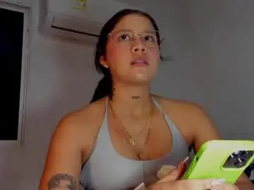 Chaturbate Adult Webcams of ashleytravis_
