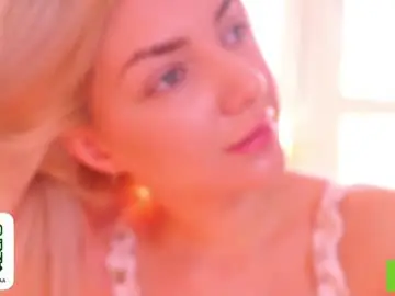 Chaturbate Sex Cam of cinacandy