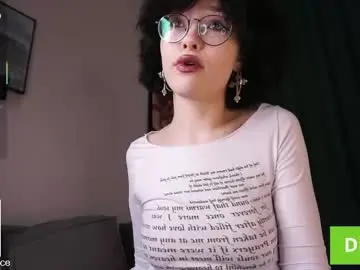 Chaturbate Watch Live Sex Cams of cinacandy