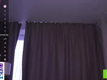 Chaturbate Live Porn of cinacandy