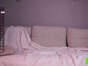 Chaturbate Best live sex cam show of cinacandy