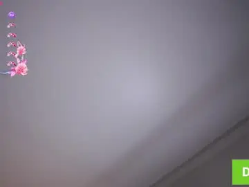 Chaturbate Live Sex Cam of cinacandy