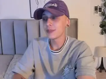 Chaturbate Live Sex Cam of obsession_mine